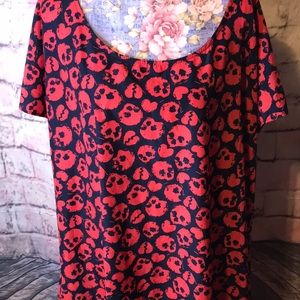 Torrid sz 4 navy blue with red skull n heart
